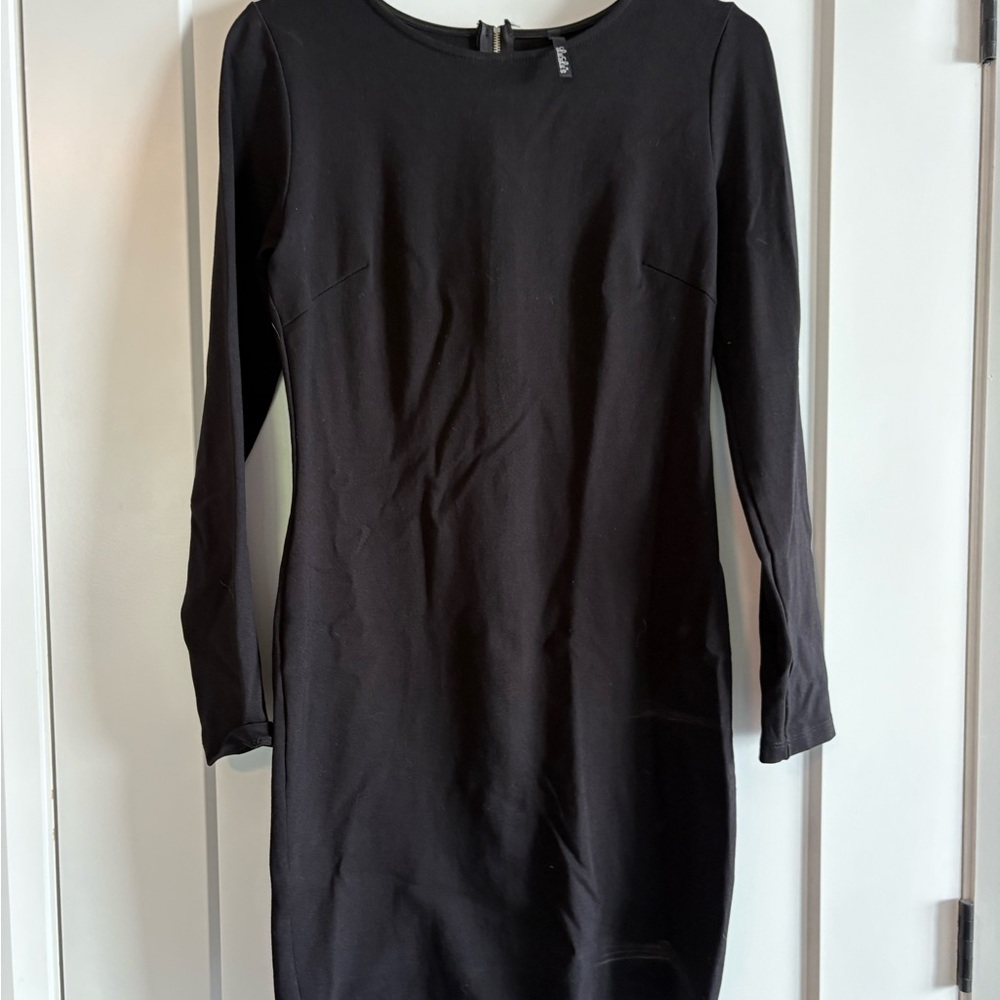 Lulu's Classic Black Long Sleeve Dress